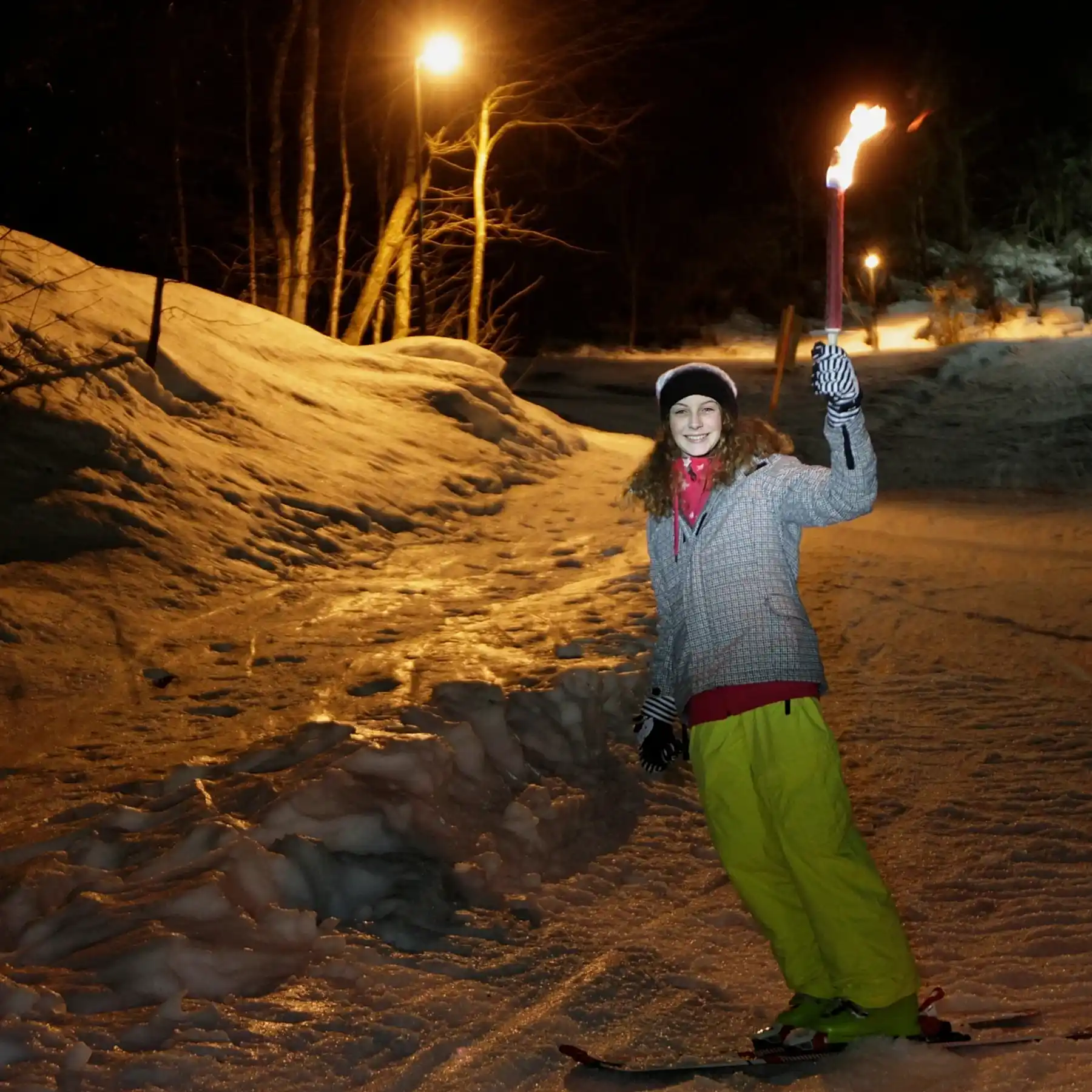 Yıldızların Altında Kayak Gecesi Yıldızların Altında Kayak Gecesi