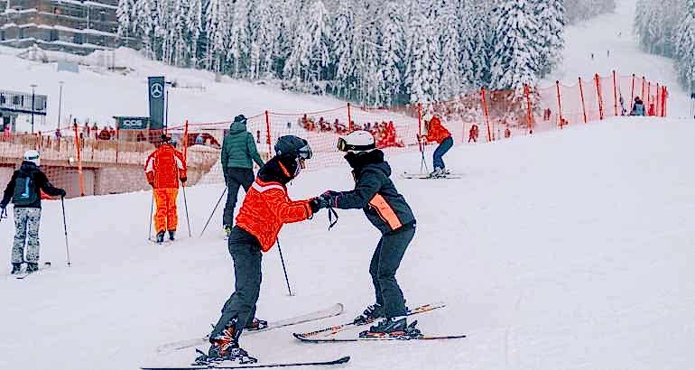 erciyeste kayak dersi ne kadar surer